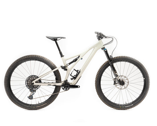 [Pre-Owned] Specialized 2022 Stumpjumper Expert Whtmtn/Gun S3